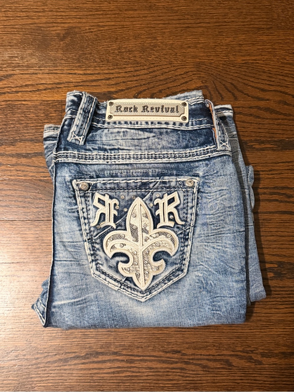Rock Revival womans Light Blue Washed Jeans with Embroidered Pocket